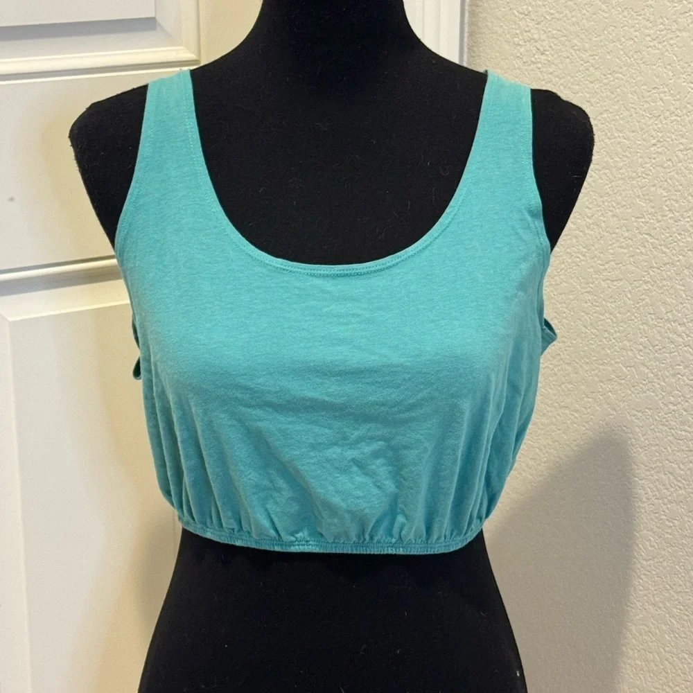 ALO YOGA Teal Sleeveless Women's crop Top size small